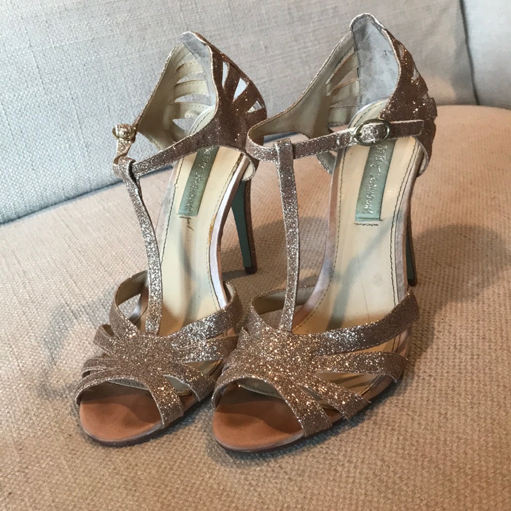FABULOUS sparkle Betsy Johnson t-strap heels